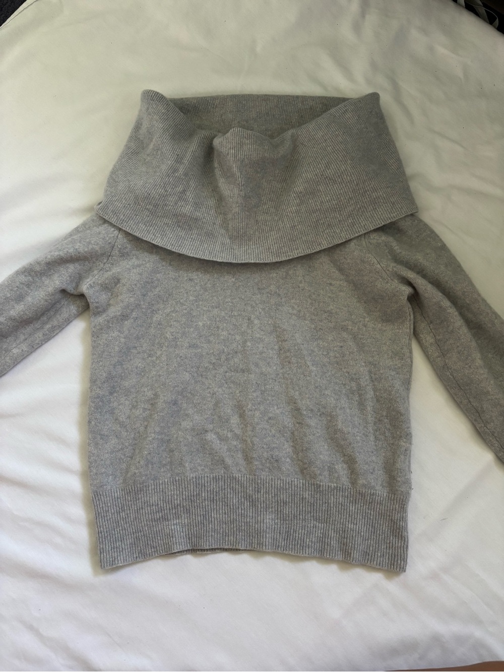 Cashmere off the shoulder sweater